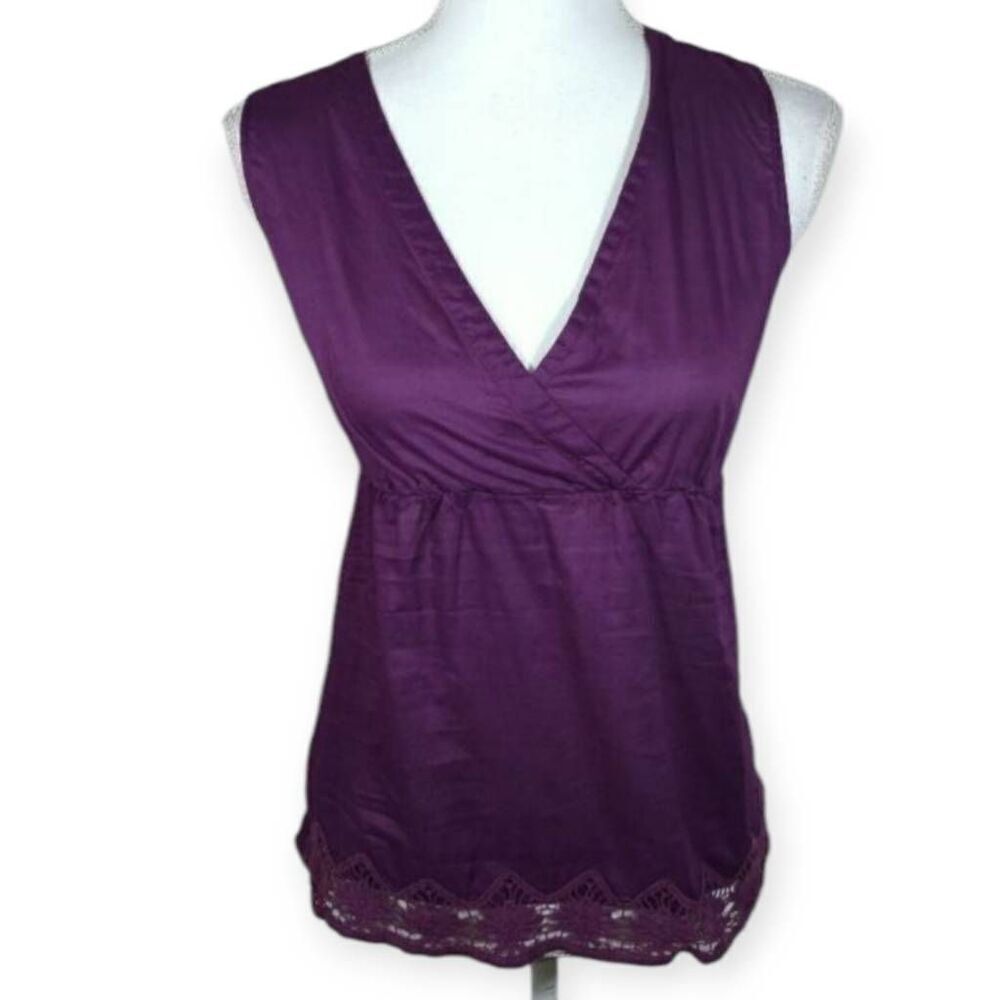 MERONA PURPLE LACE TRIM TOP SZ.XS EUC.